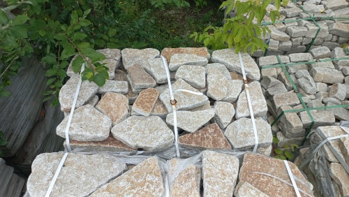 Гранитный плитняк галтованный для парковки купить в Яхрома