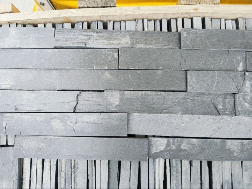 Плитка чёрная из натурального камня фасадная 30 см * 5 см, толщина 7 мм -30 мм купить в Яхрома