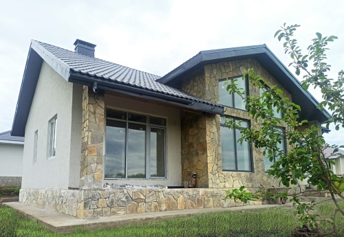 Плитняк златолит Уральский  для фасада купить в Яхрома