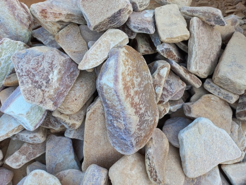 Златолит жёлтый, жёлто-зелёный глыбки и валуны для ланшафтного дизайна купить в Яхрома