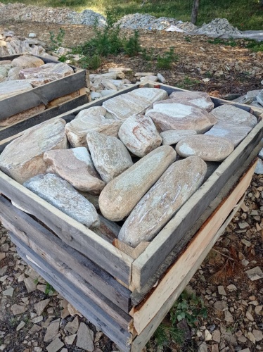 Златолит жёлтый, жёлто-зелёный глыбки и валуны для ланшафтного дизайна купить в Яхрома