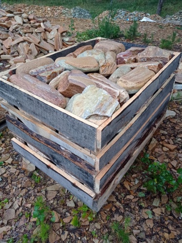 Златолит жёлтый, жёлто-зелёный глыбки и валуны для ланшафтного дизайна купить в Яхрома