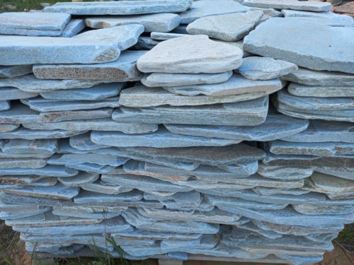 Плитняк златолит зелёный галтованный для цоколя купить в Яхрома