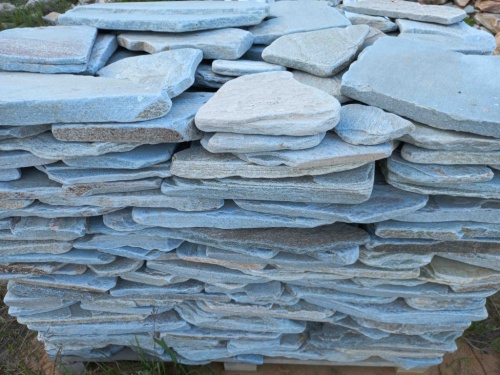 Плитняк златолит зелёный галтованный для цоколя купить в Яхрома