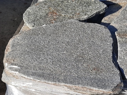 Златолит серебристый галтованный для лестниц купить в Яхрома