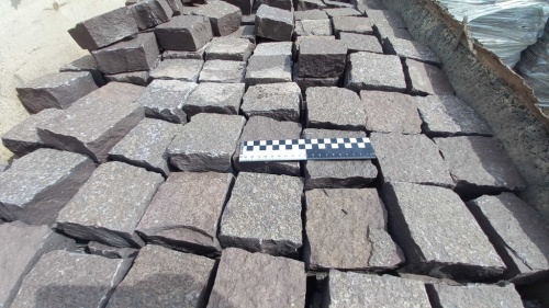 Лемезит колотая брусчатка 10 * 10 см. для парковки купить в Яхрома
